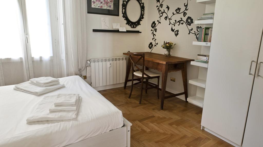 Italianway - Vigano Appartement Milaan Buitenkant foto